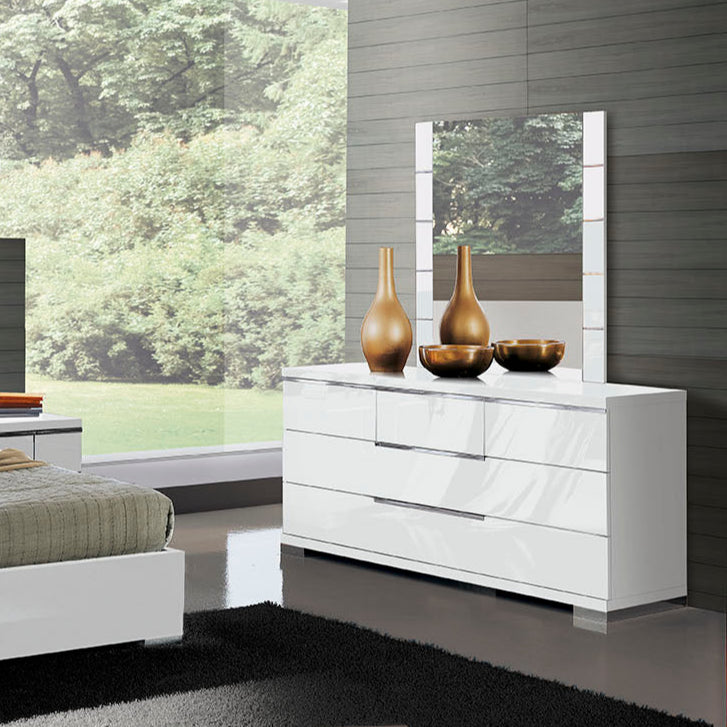 Asti Italian Chest