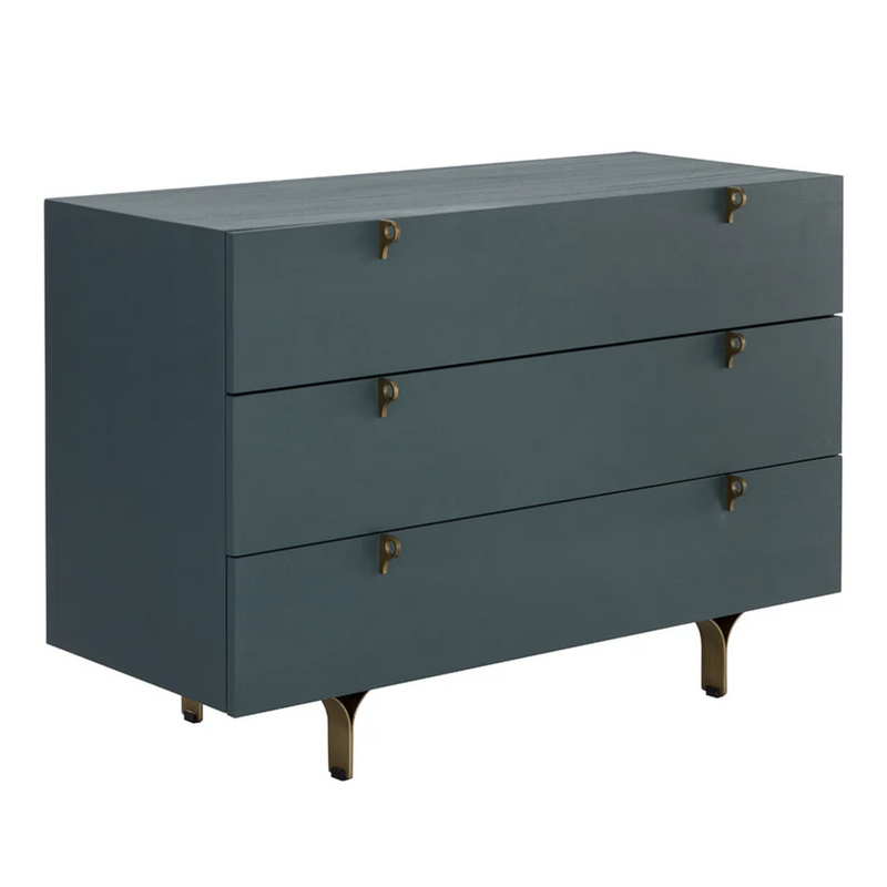 Celine Dresser