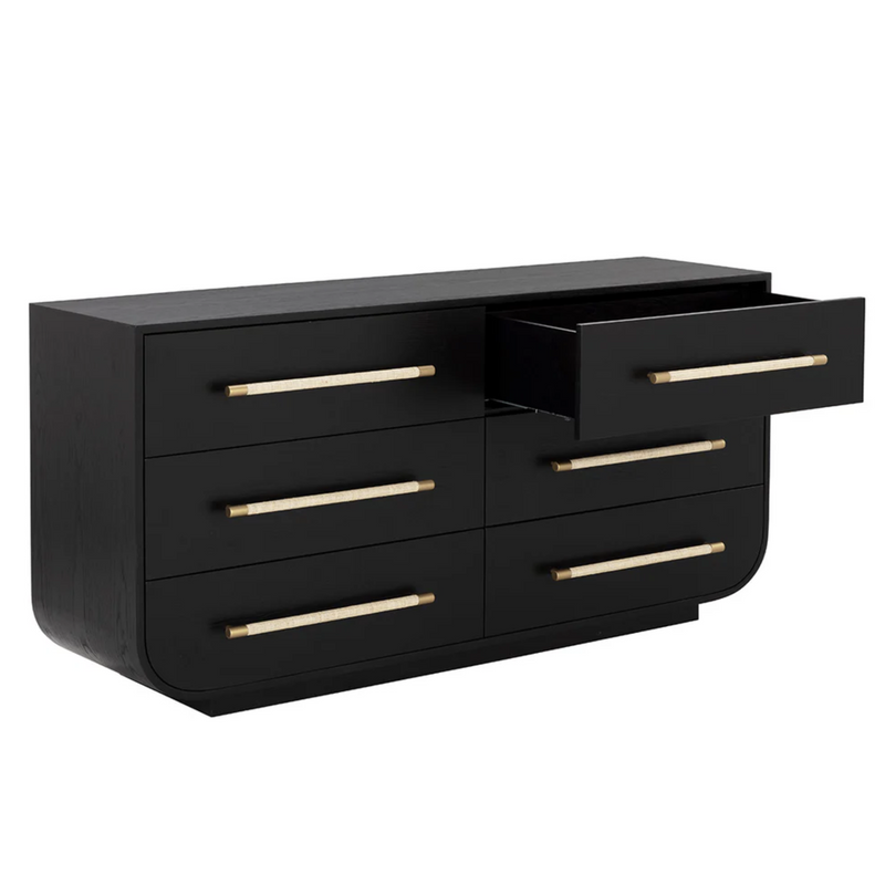 Tarrant Dresser