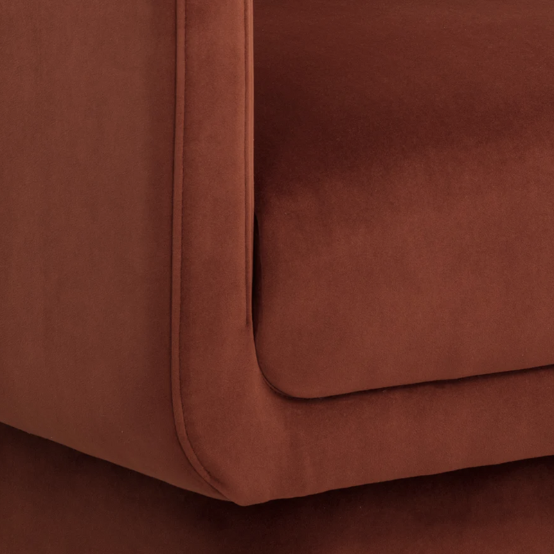 Everton Lounge Chair