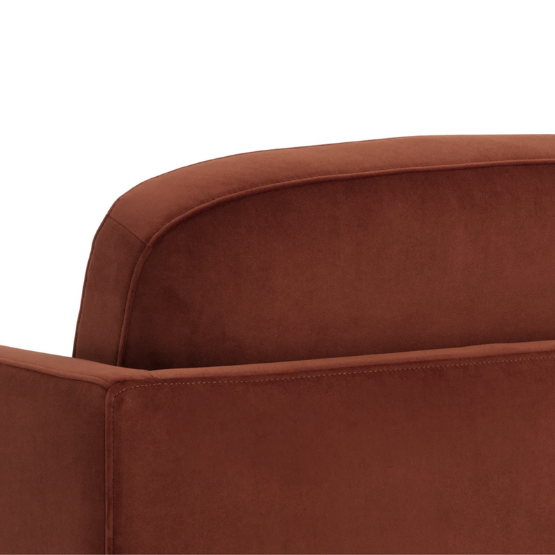 Everton Lounge Chair