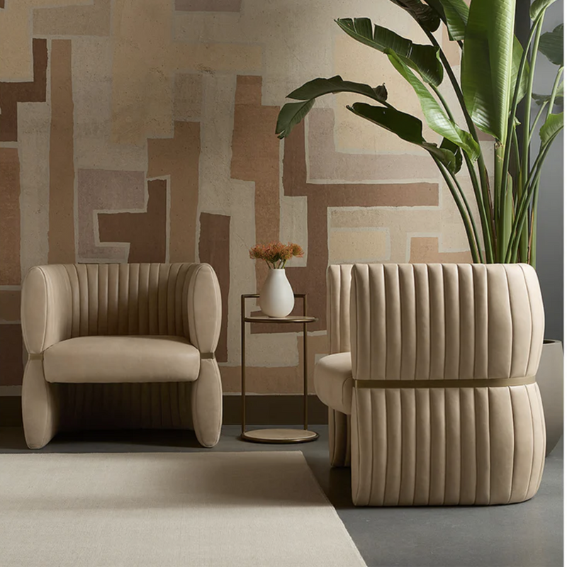 Tryor Lounge Chair