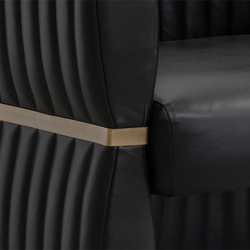 Tryor Lounge Chair