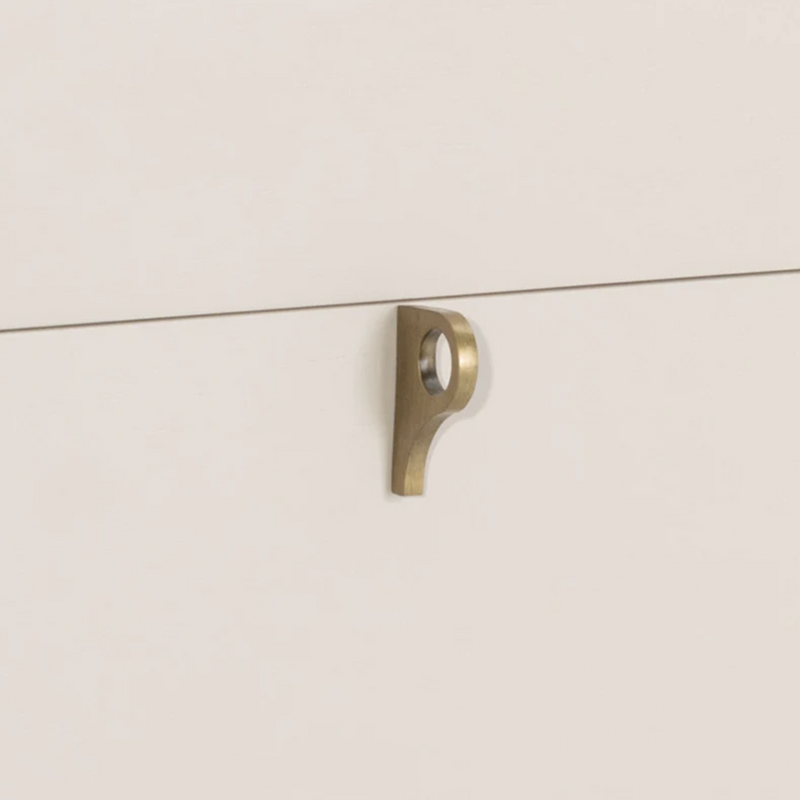 Celine Dresser