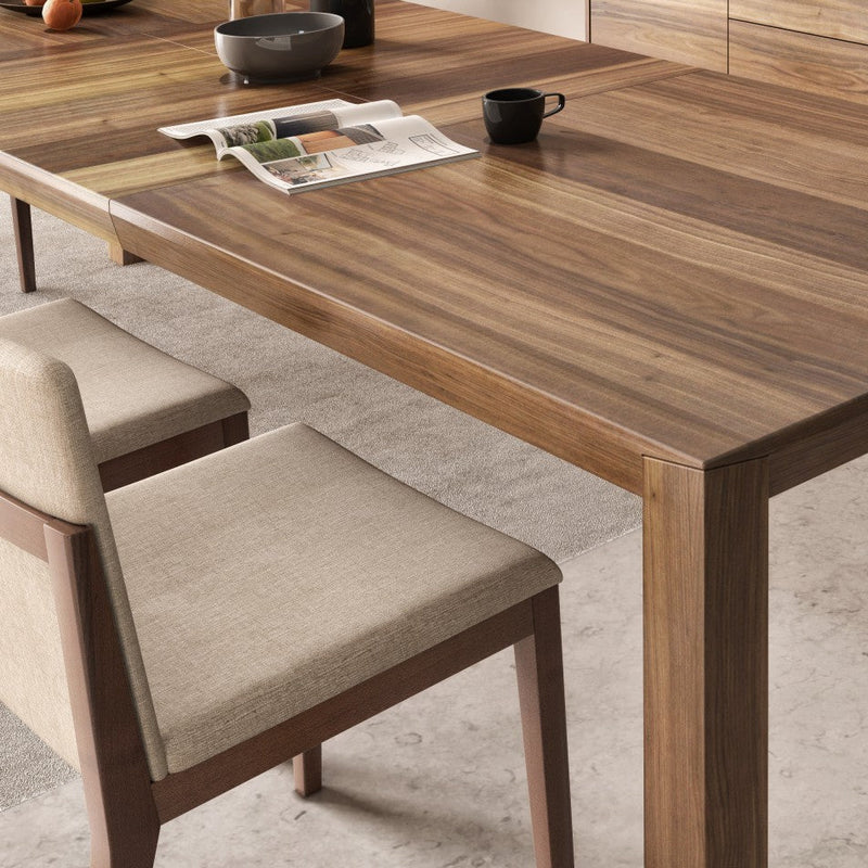 Fly Dining Table