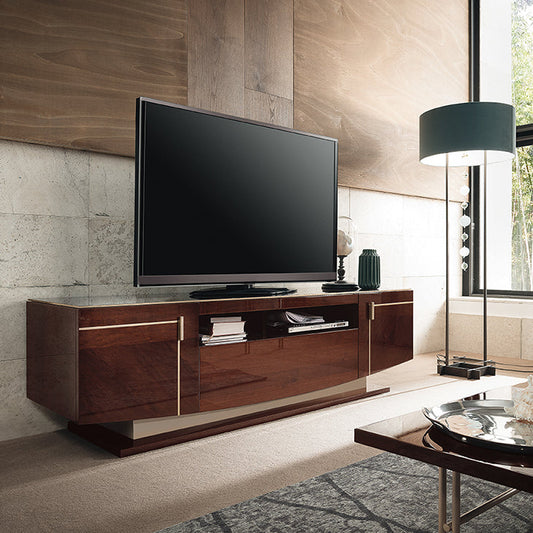 Bellagio Italian Entertainment Center