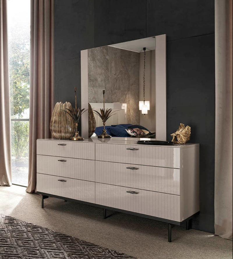 Claire Italian Dresser