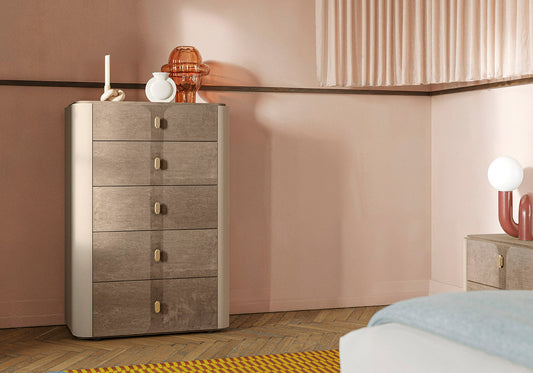Hebe Italian Chest