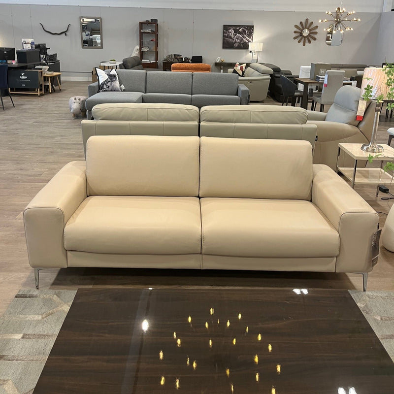 Victoriano Italian Sofa