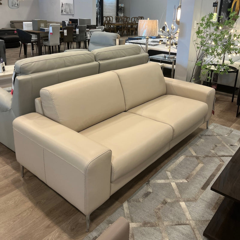 Victoriano Italian Sofa