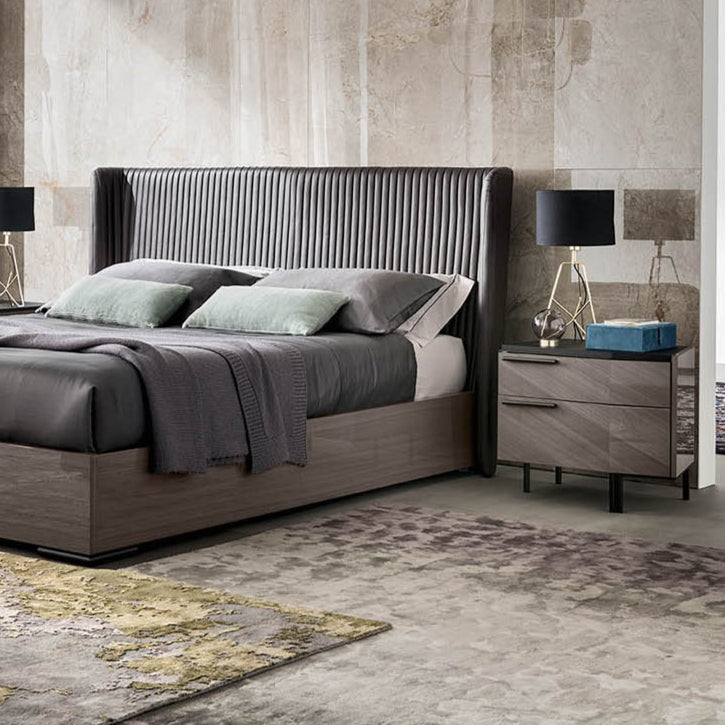 Olimpia Italian Nightstand