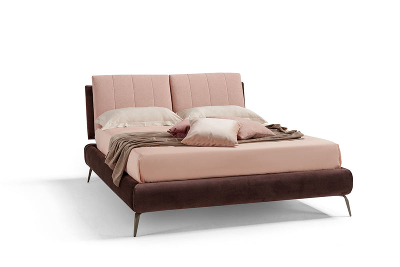 Tecum Italian Bed