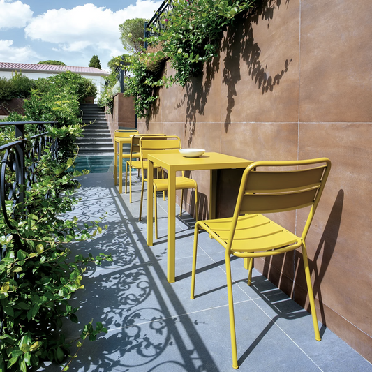 Quatris Italian Outdoor Dining Table - White