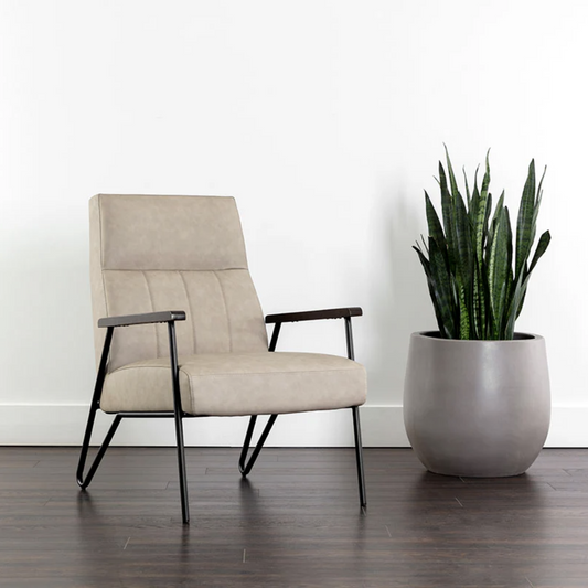 Coelho Lounge Chair
