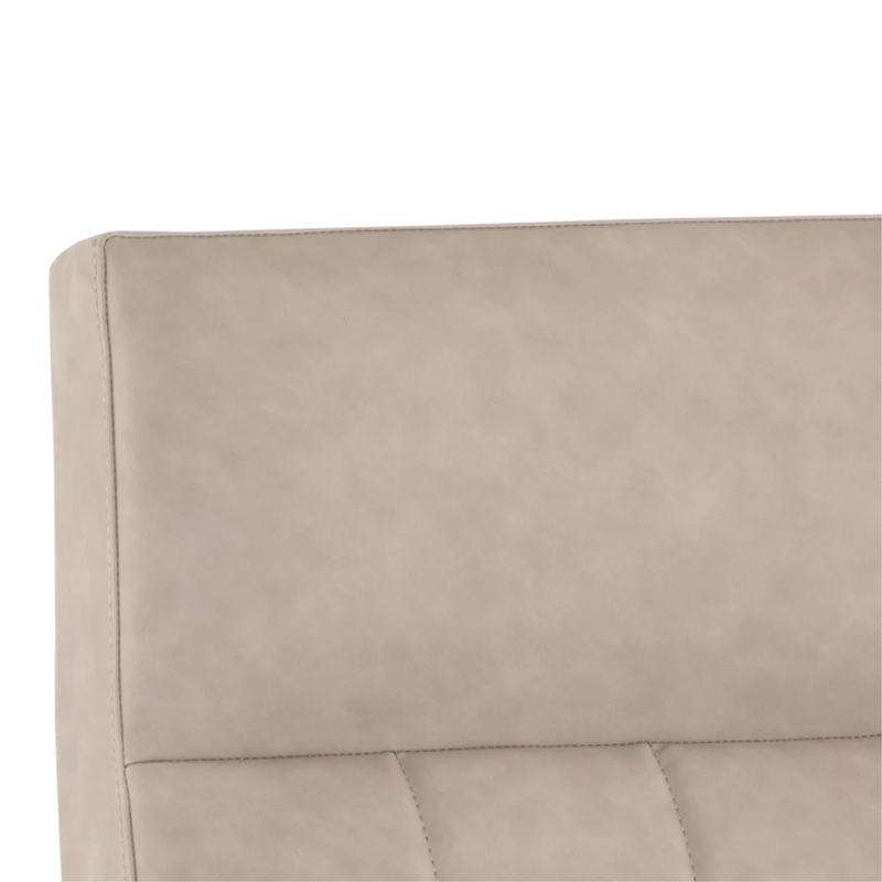 Coelho Lounge Chair