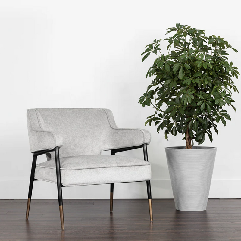 Derome Lounge Chair
