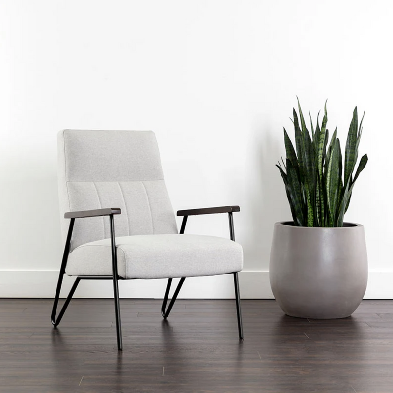 Coelho Lounge Chair