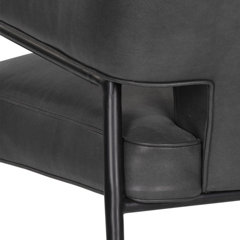 Derome Lounge Chair