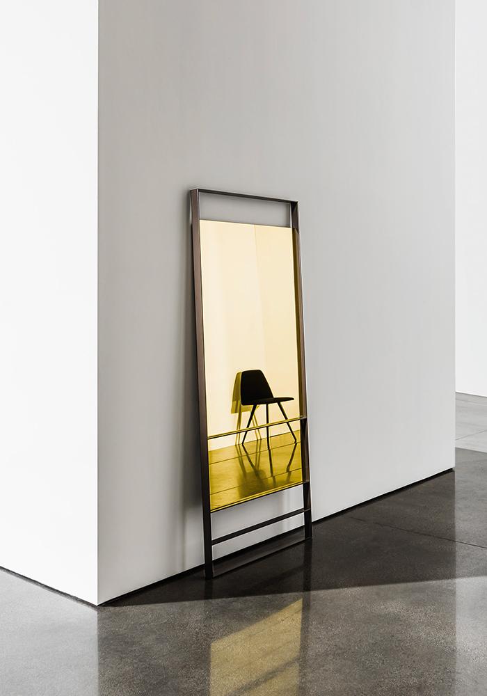 Linear Italian Mirror