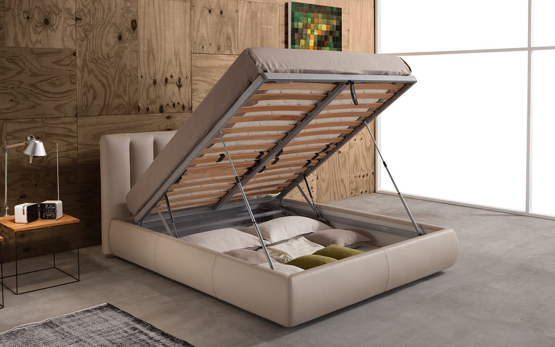 Roy Italian Bed