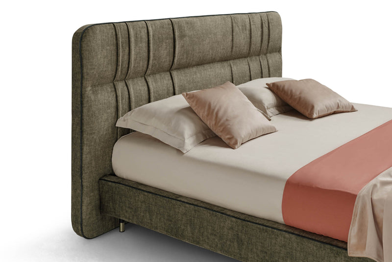 Camelia Italian Bed